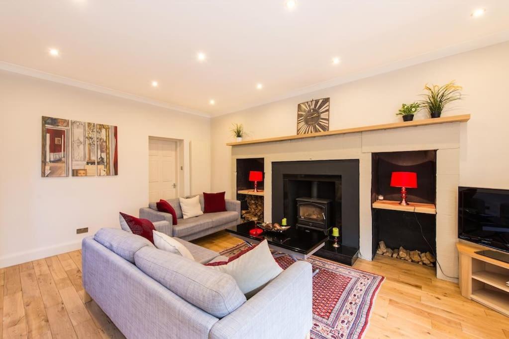 Self Catering , City Centre Apartment With Parking Эдинбург Экстерьер фото
