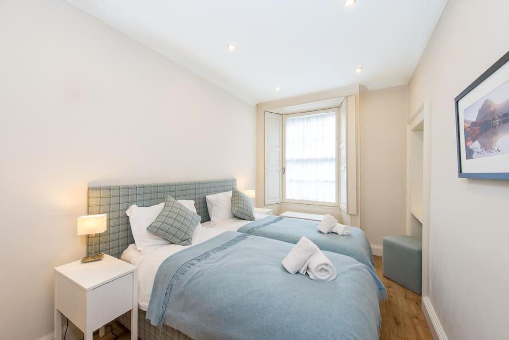 Self Catering , City Centre Apartment With Parking Эдинбург Экстерьер фото