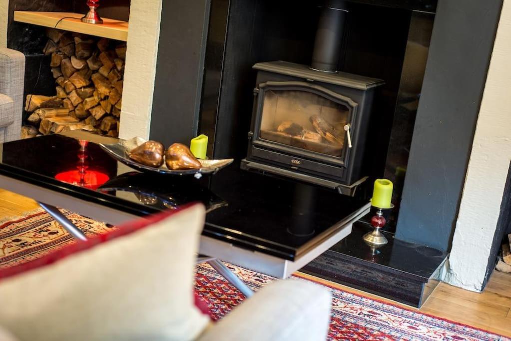 Self Catering , City Centre Apartment With Parking Эдинбург Экстерьер фото